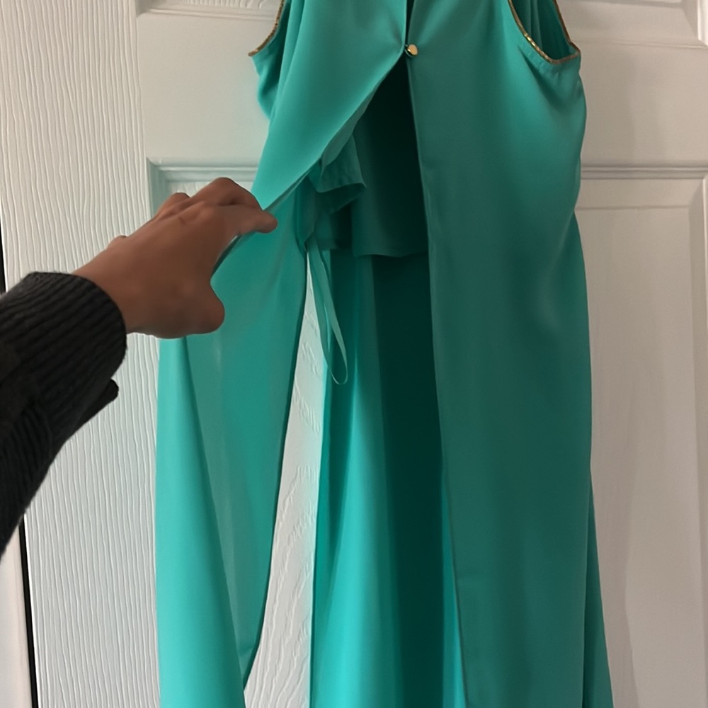 Bebe Slit Open Back Top - Picture 5 of 5